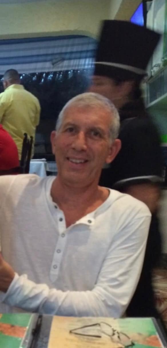 אורי אהרון וינקלר מצולם